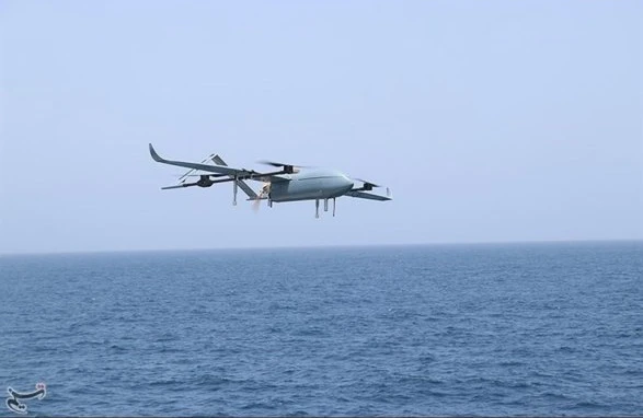 İran sualtı qayıqları məhv edən pilotsuz uçan aparatı nümayiş etdirib