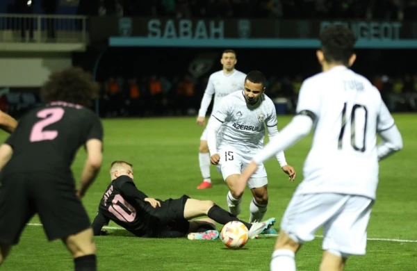 "Qarabağ" və "Sabah" azarkeşlərə görə cərimələnib