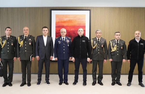 Azərbaycanın müdafiə nazirinin müavinləri Türkiyəyə gediblər