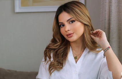 Aynişan mini geyimi ilə diqqət çəkdi - FOTO