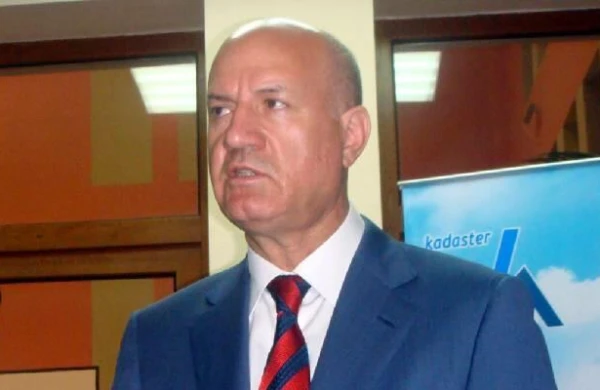 Arif Qaraşova ağır itki