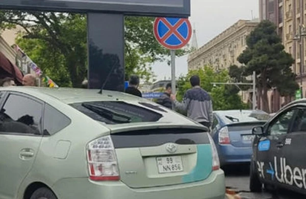 Bakıda “Prius”lar toqquşdu - FOTO