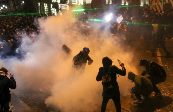 Gürcüstanda mitinqlər davam edir