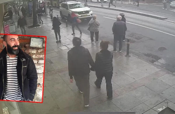 Ev sahibi kirayişini küçədə bıçaqladı — Hadisə anı kamerada