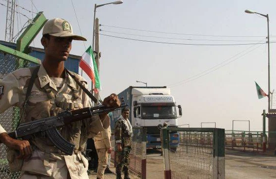 TƏCİLİ!İran-Pakistan sərhədində  atışma gedir: Xeyli sayda ölən var