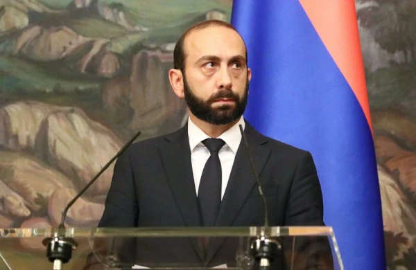 Ararat Mirzoyan: "Azərbaycan və Ermənistan sülh müqaviləsinin iki maddəsini razılaşdırıb"
