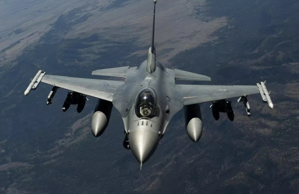 Danimarka F-16-da ukraynalı pilotların təliminə başlayacaq