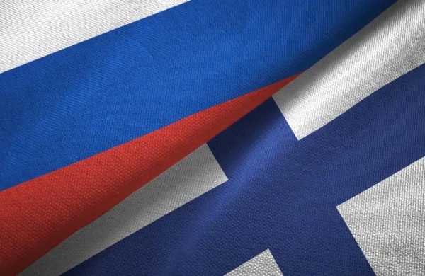 Finlandiya 9 rus diplomatını ölkədən qovdu
