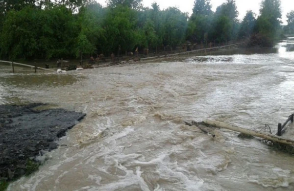 Kürmükçayda sel davam edir - Faktiki hava