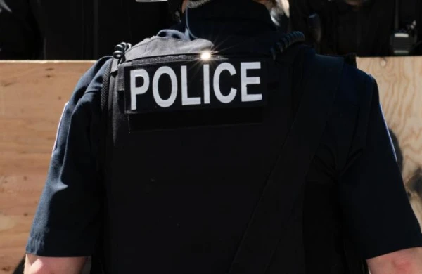 11 yaşlı uşağı yaralayan ABŞ polisi vəzifəsindən uzaqlaşdırıldı