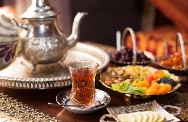 Gün ərzində nə qədər çay içməliyik?
