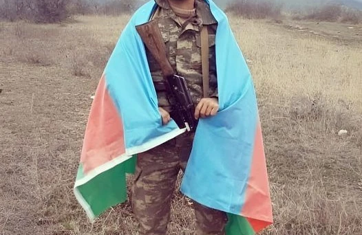 Dənizdə batan qazinin FOTOSU
