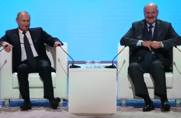 Lukaşenko Rusiyadakı vəziyyəti ələ salır və bundan özü üçün istifadə etməyə çalışır - QUR