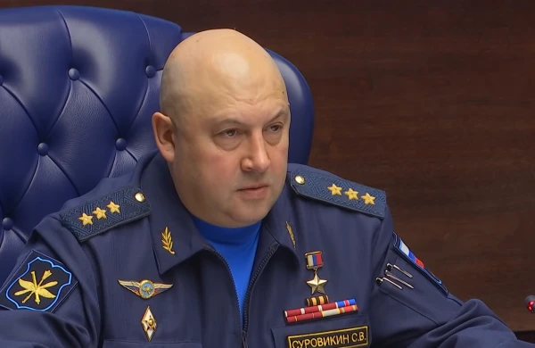 General Surovikin dindirilir - KİV