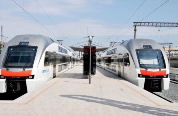 Bakı-Sumqayıt qatarlarında biletlərlə bağlı YENİLİK