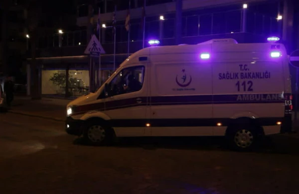 Mikroavtobus minik avtomobili ilə toqquşdu: 17 nəfər...