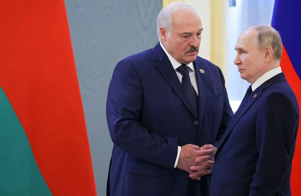 Putin Lukaşekonu təbrik edib