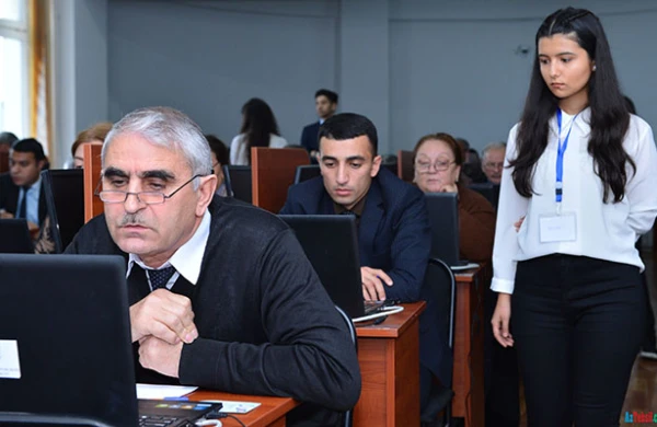 Azərbaycanda 400 məktəbin direktoru yoxdur