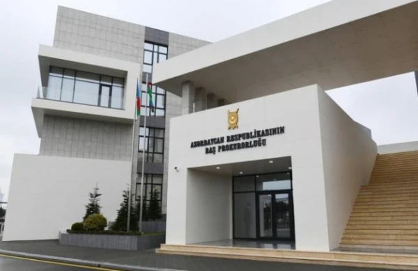 129 min mənimsəyən məmurun məhkəməsi başlayır