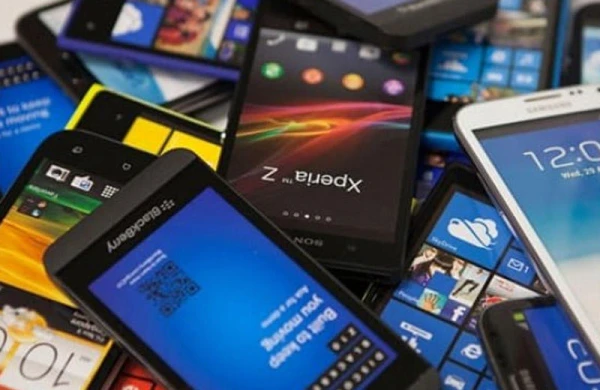 100 dollara ala biləcəyiniz 3 ən yaxşı telefon