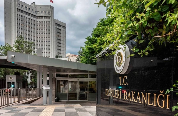 Türkiyə XİN İsveçdə Quranın təhqir olunmasını pisləyib