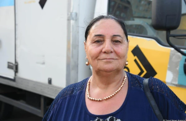 "Bakıya dörd övladımla gəlmişdim, indi Laçına nəvələrimlə qayıdıram"