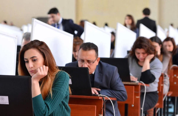 Müəllimlərin NƏZƏRİNƏ - İmtahan vaxtı açıqlandı