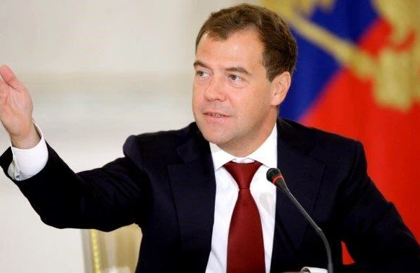 Ya Ukraynanı məhv edəcəyik, ya da... - Medvedyev