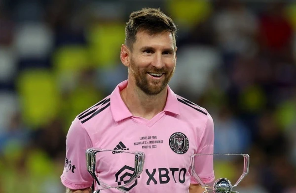 Messi futbol tarixinin ən titullu oyunçusu oldu