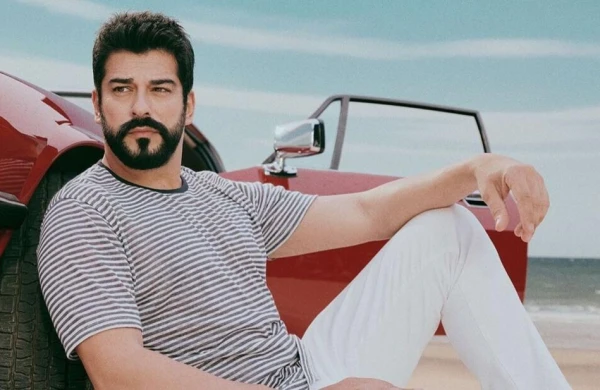 Burakın 10 milyonluq yeni avtomobili - FOTO