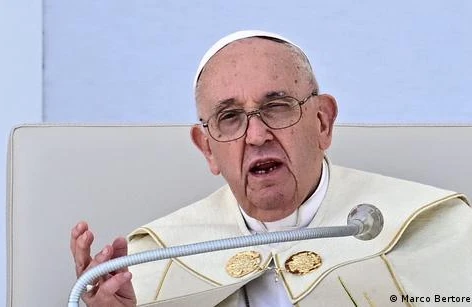 Roma Papası sözlərinə görə qalmaqala düşdü