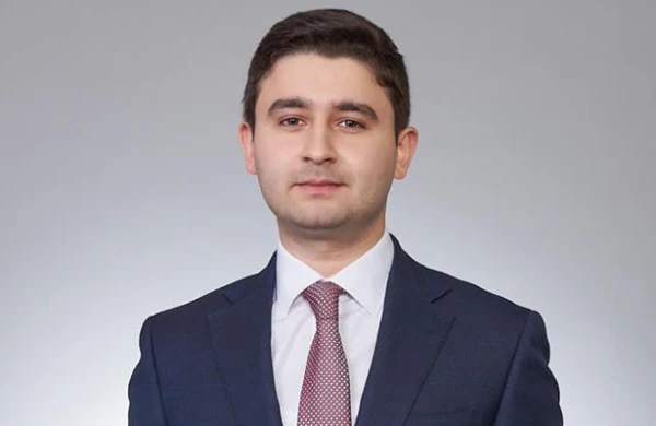 Harvard məzununa PA-da yüksək vəzifə verildi