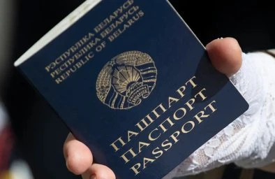 Belaruslulara xaricdə pasport almaq qadağan edilib