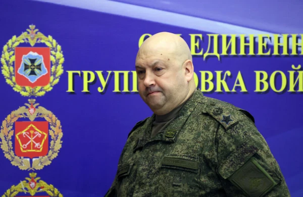 General Surovikin Rusiya Federasiyası Müdafiə Nazirliyinin saytından yoxa çıxıb