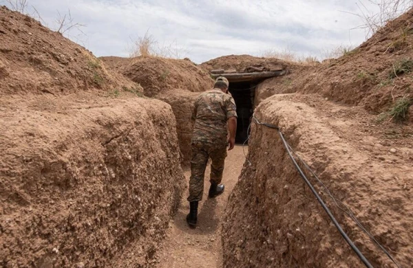 Düşmən Füzuli istiqamətində səngərlər qazmağa cəhd göstərdi, Ordumuz qarşısını aldı