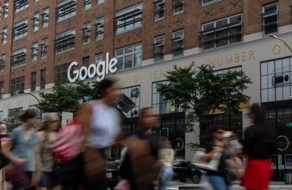 Google bazarın inhisarlaşdırılması ilə bağlı ittihamlara cavab verəcək