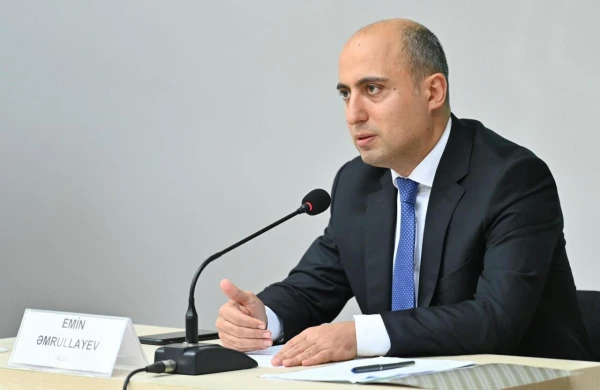 Nazir məktəb direktoruna yüksək vəzifə verdi - FOTO