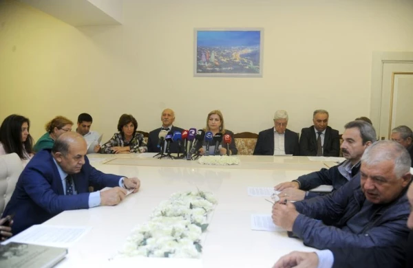 Məcburi köçkünlər dünya ictimaiyyətinə müraciət etdilər - FOTO