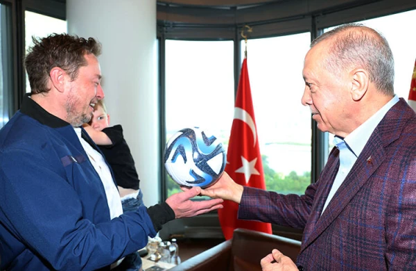 Ərdoğanın Maska sualı maraq doğurdu - "Arvadın haradadır?" - FOTO