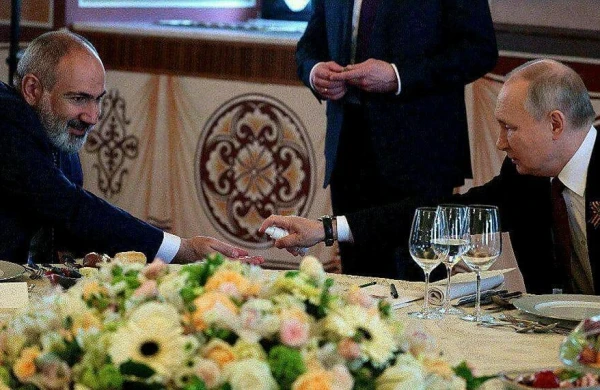 Kreml Ermənistanı "cəzalandıracaq"
