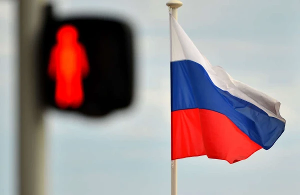 Medvedev: Rusiya Silahlı Qüvvələri ilə müqaviləni artıq 325 mindən çox insan imzalayıb