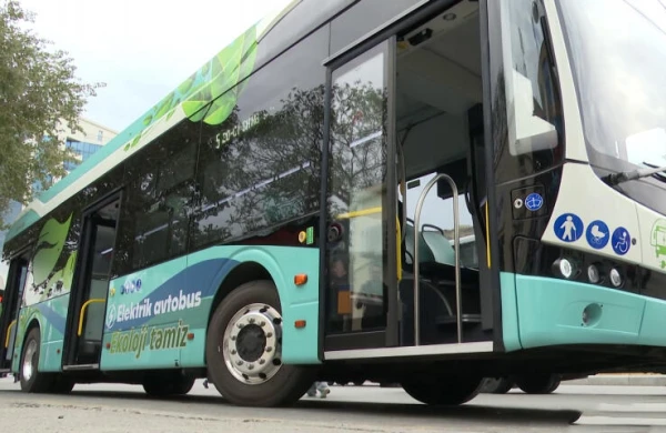 Bakıda ilk elektrik mühərrikli avtobusla sərnişin daşınır - VİDEO