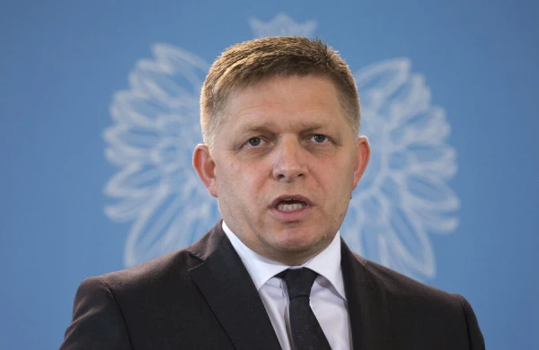 Slovakiyanın keçmiş baş naziri Ukraynaya silah tədarükünə qarşı çıxış edib
