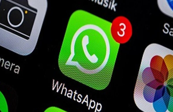 "WhatsApp” müəllimlərə qadağan olundu