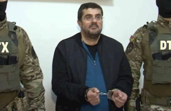 “Arayik həbsxanada kitab istəyib”
