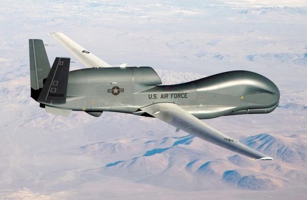 Rusiyanın Su-27 təyyarəsi Amerika pilotsuz təyyarəsini ilə qarşılaşdı