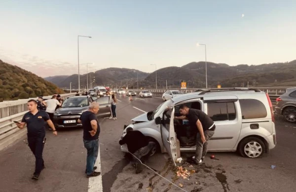 Ağır qəza:5 yaralı var