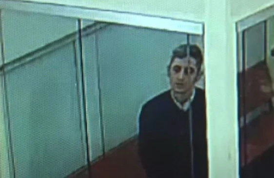 Söyüş üstündə dəhşətli qətl: Məhkəmə əmisini bıçaqlayan şəxsə hökm oxudu