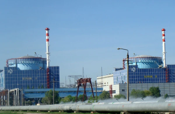 Xmelnitski atom elektrik stansiyasının ərazisində güclü partlayışlar baş verib