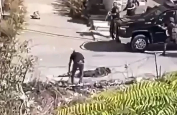 ŞOK! Fələstin prezidentinin  maşın karvanına hücum oldu - VİDEO